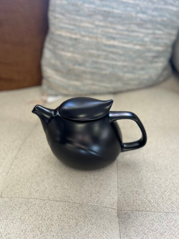 Matte Black ChirpyPot Teapot